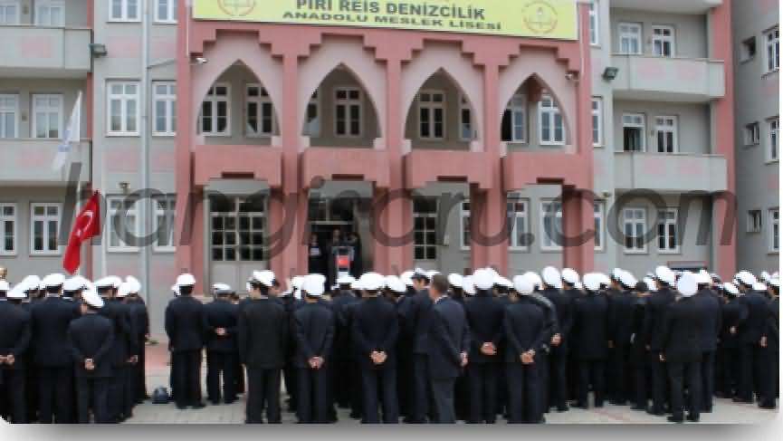 piri reis mesleki ve teknik anadolu lisesi taban puani 2022 yuzdelik dilimi basarilari