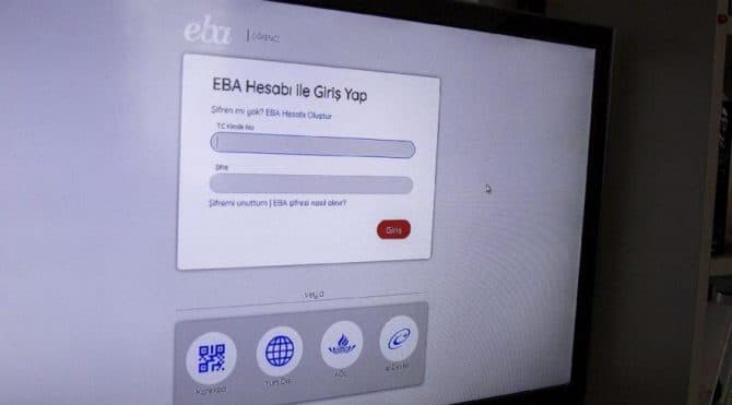 EBA öğrenci giriş şifremi unuttum EBA şifresi velinin cep telefonuna